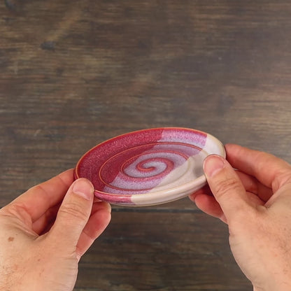 Crimson & White Spiral Soap Dish